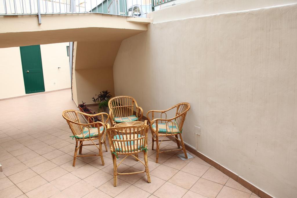In Centro Holiday Home Matera Eksteriør bilde