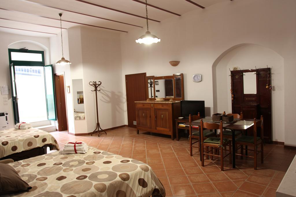 In Centro Holiday Home Matera Eksteriør bilde