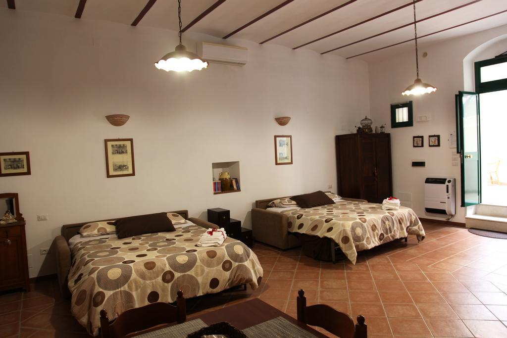 In Centro Holiday Home Matera Eksteriør bilde